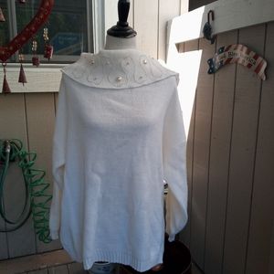 Women's sweater